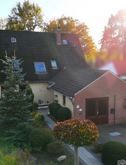 Großes Einfamilienhaus mit Doppelgarage in Ottersberg-Bahnhof - Ottersberg