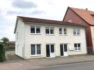Kleines Stadthaus mit zwei Mietwohnungen, Gewerbefläche und großzügigem Grundstück mit Stellplätzen - Goldberg