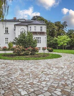 Repräsentative denkmalgeschützte Villa mit einzigartigem Charme - Radebeul