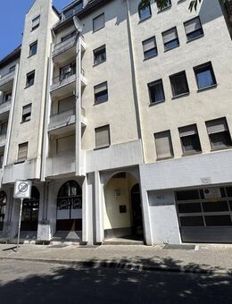 2-Zimmer Wohnung mit 3 Balkonen in guter City-Lage - Wiesbaden