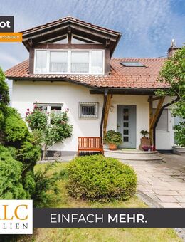 Zweifamilienhaus mit Wintergarten, Garten & Doppelgarage - solide vermietet und vielseitig nutzbar - Schömberg (Regierungsbezirk Karlsruhe)