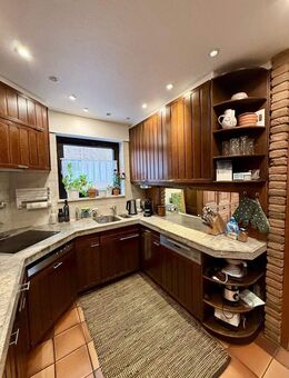 Einfamilienhaus mit Einliegerwohnung und traumhaften Garten - Oberhausen