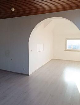 Tolle 4 Zimmer Wohnung im herrlichen Neustadt bei Coburg! - Neustadt (Coburg)