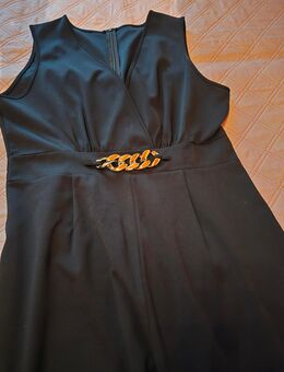 Elegantes Jumpsuit - Walldürn