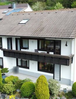 Wohnhaus mit großer ELW in sonniger Schwarzwaldlage - Hornberg