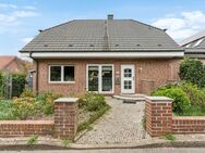 Charmantes Einfamilienwohnhaus mit Souterrainwohnung auf einem Eckgrundstück - Nottuln