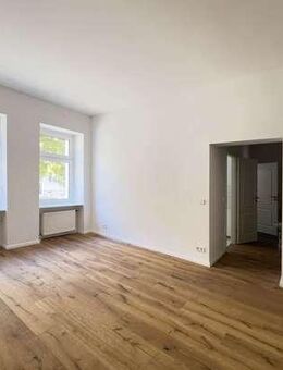 OWNR: Einziehen und Wohlfühlen - Renoviert und mit Küche! ***provisionsfrei*** - Berlin
