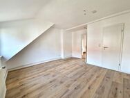 1-Zimmer Dachgeschosswohnung in der Wartburgstraße (Westend) - Bremen