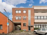 Leerstehendes Mehrfamilienhaus in zentraler Lage von Niederaußem möchte in neuen Glanz erstrahlen. - Bergheim (Nordrhein-Westfalen)