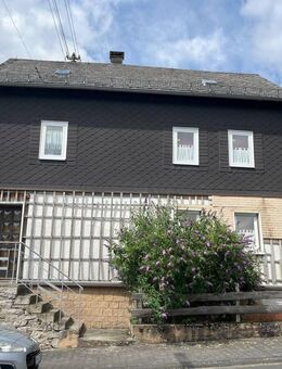 Einfamilienhaus mit Garten und Potenzial - Freirachdorf