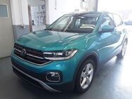 VW T-Cross, 1.0 TSI Style, Jahr 2023 - Lehrte