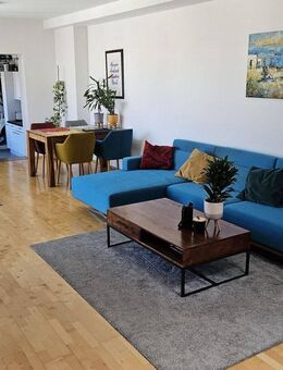 Provisionsfrei: Helle, freundliche & gut gedämmte DG-Wohnung in Spreenähe - Berlin