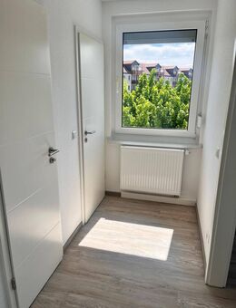 Neu renovierte 2 Raumwohnung in Colditz. Einbauküche möglich. - Colditz