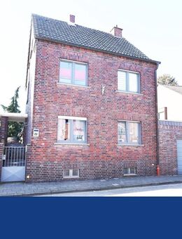 MG-Giesenkirchen: Zwei- Generationen-Haus mit Photovoltaik-Anlage und Garten - Mönchengladbach