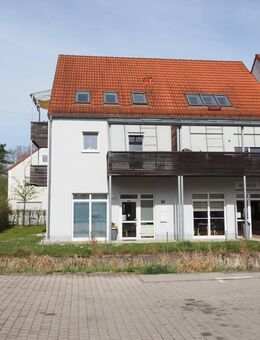 Reizende 1-Zimmer-Dachgeschosswohnung mit ausgebauten Studio und Tiefgaragenstellplatz in Fahrenzhausen - Fahrenzhausen