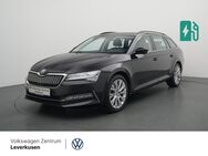 Skoda Superb, Combi Ambition iV, Jahr 2022 - Leverkusen