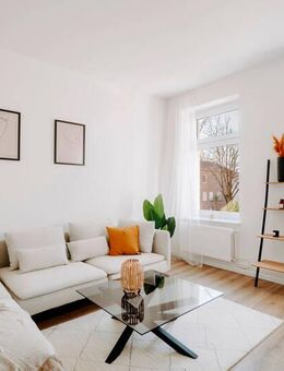 ++ ALTBAULIEBE ++ Erstklassige Wohnung mit Balkon und Einbauküche in gehobener Lage ++ - Uelzen