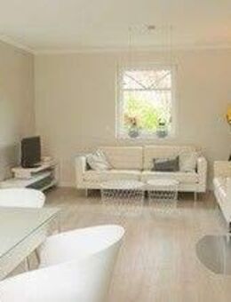 Komfortables Einfamilienhaus in Eutin, freistehend, voll möbliert, mit Carport und Garten - Eutin