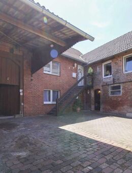 1 bis 2 Familienhaus inkl. Nebengebäude zur Tiernutzung mit Garten - Söhlde