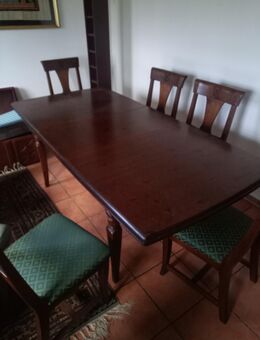 Esstisch zum Ausziehen mit 6 Stühlen aus Afrika - Möhnesee