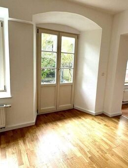 Bezaubernde 2-Zi.-EG-Terrassen-Whg. in historischem Gebäude - im Herzen von Haag in Obb. - Haag (Oberbayern)