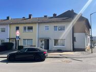 Gepflegtes Reihenhaus in ruhiger Seitenstraße, zentral in Gummersbach sucht neue Eigentümer! - Gummersbach