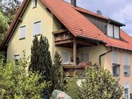 Zweifamilienhaus mit großer Doppelgarage in Ketschendorf - Buttenheim