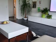 modernisierte 3-Zimmer-Hochparterre-Wohnung mit Balkon und EBK in Stuttgart - Stuttgart