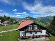 HELLE UND NATURNAHE DACHGESCHOSSWOHNUNG MIT TG-STELLPLATZ UND WUNDERVOLLER AUSSICHT - Oberstaufen