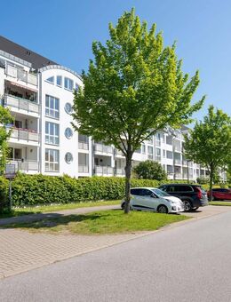 Eigentumswohnung in Rostock Toitenwinkel, 2 Zimmer und, Fahrstuhl zu mieten - Rostock