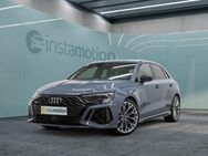 Audi RS3, Sportback SYSTEM, Jahr 2023 - München