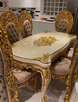 Luxuriöser Barock-Esstisch mit 6 goldverzierten Stühlen, erhältlich in 2 Farben - Bünde