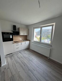 Modernisierte 2 Zimmerwohnung mit Küche im Erdgeschoß zu vermieten - Radolfzell (Bodensee)