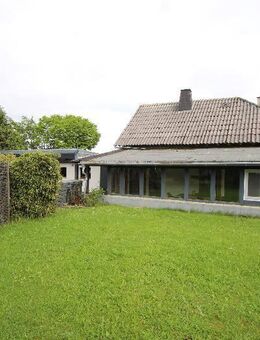 Liebevoll saniertes Bauernhaus Hofanlage Kaminofen Wintergarten Doppelgarage Nebengebäude Terrassen - Schleiden