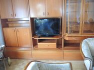 Schrankwand + Beleuchtung inkl. Fernseher & Fernbedienung - Bonn Hochkreuz