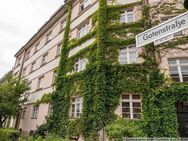 Rented 2.5-room apartment with balcony as an investment - Berlin