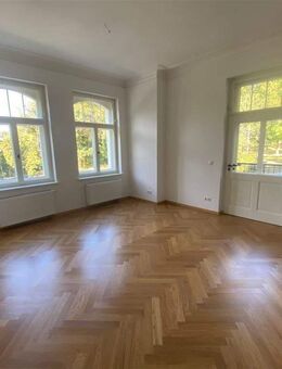 Wurzen* Am Stadtpark* helle 2 Zimmer-Wohnung mit Balkon* Zweitbezug* Parkett* EBK* - Wurzen