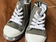 Chucks, Sneaker, Kinderschuhe Gr.22 NEU - Rossau