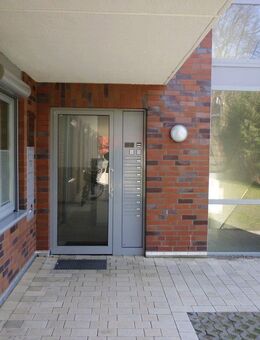 2 Zi.Whg., Aufzug, Stadtzentrum - Bad Oldesloe