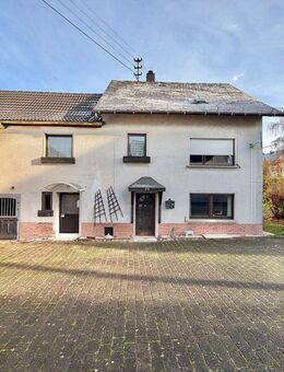 Seltene Gelegenheit: Haus mit großem Neubaupotenzial (bis zu 10 Einheiten) - Anhausen