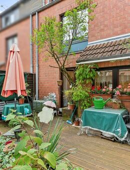 Seltene Gelegenheit: Stadthaus mit viel Platz in Toplage von Köln-Porz - Köln