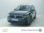VW Tiguan, 2.0 TDI LIFE, Jahr 2022 - Berlin