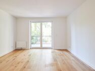 **Reserviert** 2-Zimmerwohnung mit Echtholzparkett, Balkon und Einbauküche in Bestlage Hannover - Hannover