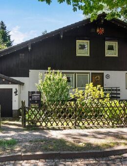 Landhausvilla mit Pool & Wellnessoase in bester Berliner Lage - Berlin