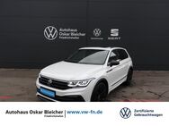 VW Tiguan, 2.0 TSI R-Line klappb Sprachbed, Jahr 2024 - Friedrichshafen