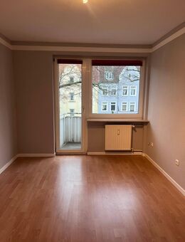 Charmante 3-Zimmer Wohnung mit Balkon - Lübeck