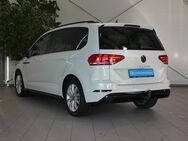 VW Touran, 1.5 l TSI Highline OPF 6, Jahr 2023 - Blaufelden