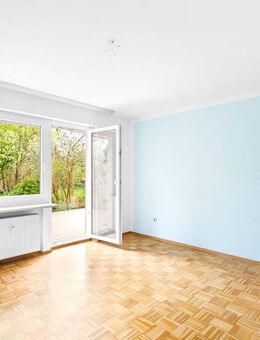 Besondere Gelegenheit! 4-Zimmer Erdgeschosswohnung mit großem Garten in begehrter Lage! - Regensburg