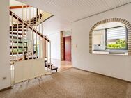 Wohlfühlhaus mit überdachter Terrasse, ausgebautem Spitzboden und Garage in Kirchweyhe - Weyhe