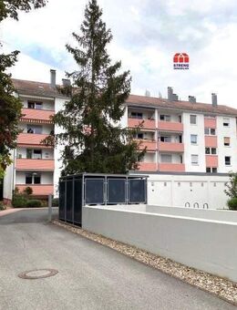 90571 Schwaig-Behringersdorf, Ortsmitte, zentrale Lage 95m² EG, 2 Balkone, inkl. Garage - Schwaig (Nürnberg)
